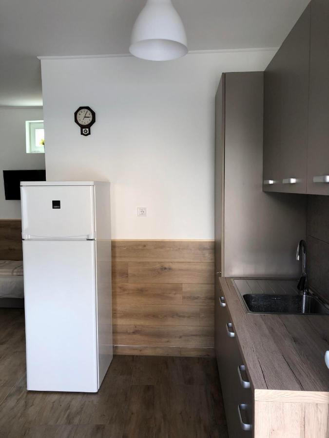 Avas Apartman Miskolc Exterior foto