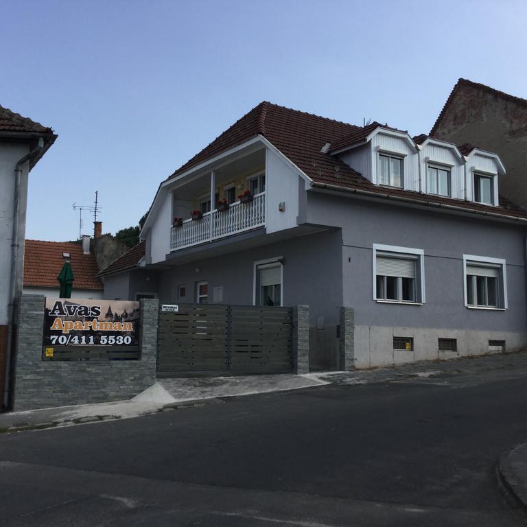 Avas Apartman Miskolc Exterior foto